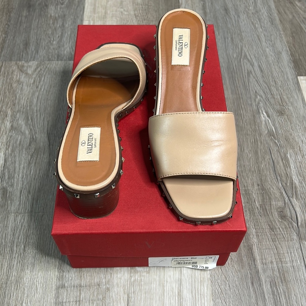 Valentino mules. Size 39